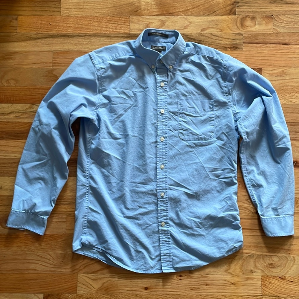 Eddie Bauer Blue Button Down Shirt Size M